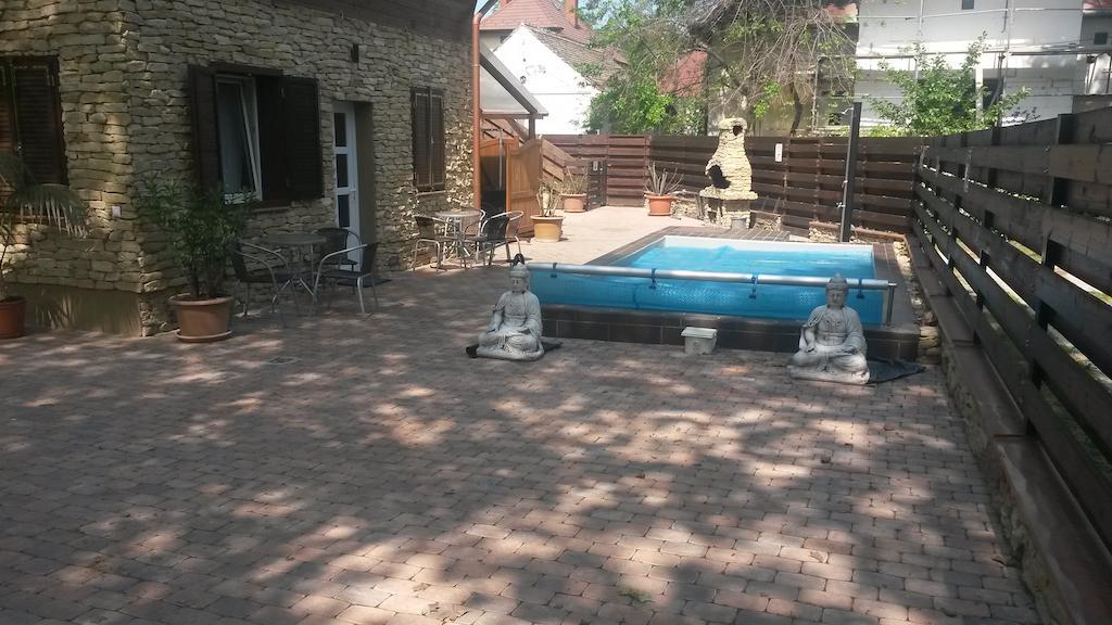 Smeraldo Villa Siofok Oda fotoğraf